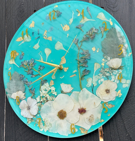 Resin White Flowers Wall Clock with Gold Accents