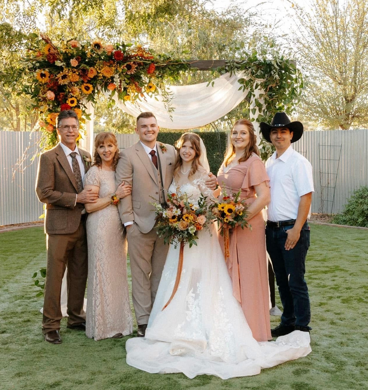 Family wedding photo